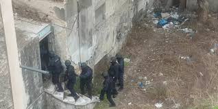 Σύλληψη σπείρας ναρκωτικών δίπλα στην ΑΣΟΕΕ