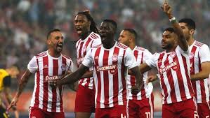 Ολυμπιακός ΑΕΚ 2-0