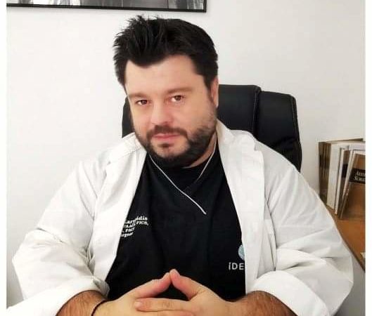 Δημήτρης Καρυπίδης δερματολόγος πλαστικός χειρουργός