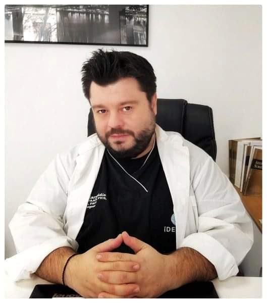 Δημήτρης Καρυπίδης δερματολόγος πλαστικός χειρουργός