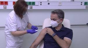 Εμβολιάστηκε ο πρωθυπουργός